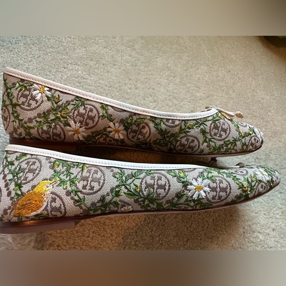 Tory Burch T Charm Embroided Canvas T Logo Ballet Flats - Picture 12 of 15